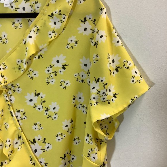 Simply Be shortsleeve ruffle neck yellow black print dress size 24 - Picture 3 of 5